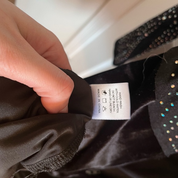 Windsor Black Mesh and Velvet Rhinestone Sparkle Size Large dress like new - Picture 9 of 9